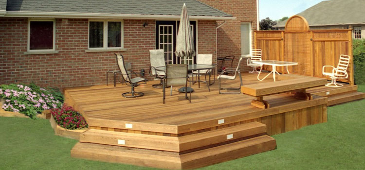 Cedar Composite Decking in San Fernando, CA