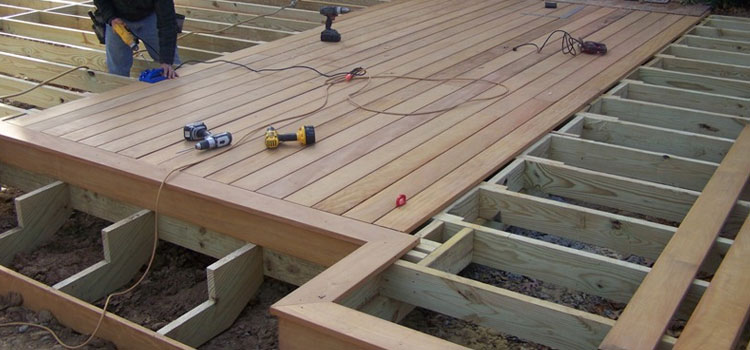 Wood Deck Builders in San Fernando, CA